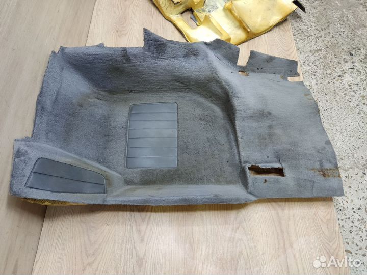 Ковролин, Volvo 960