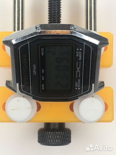 Часы Электроника 52