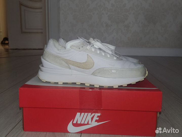 Кроссовки Nike W waffle ONE ESS 7US