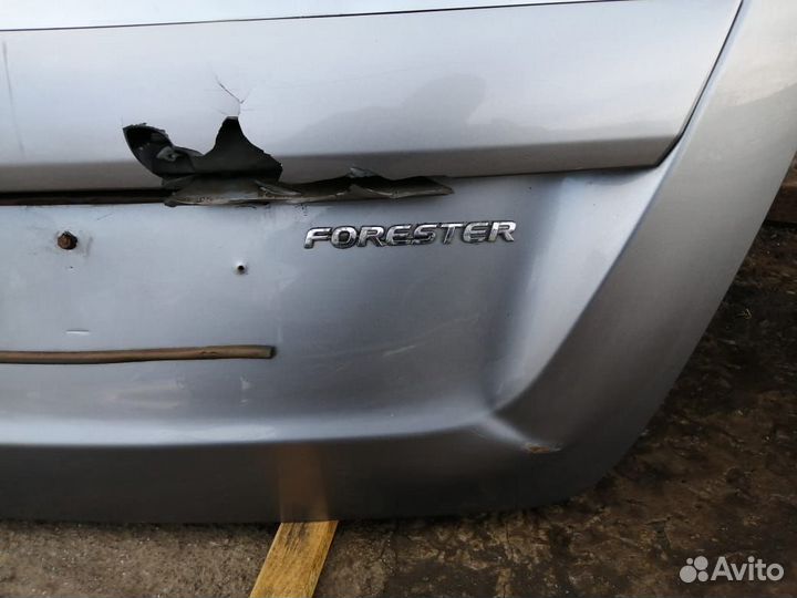 Дверь багажника Subaru Forester SG5
