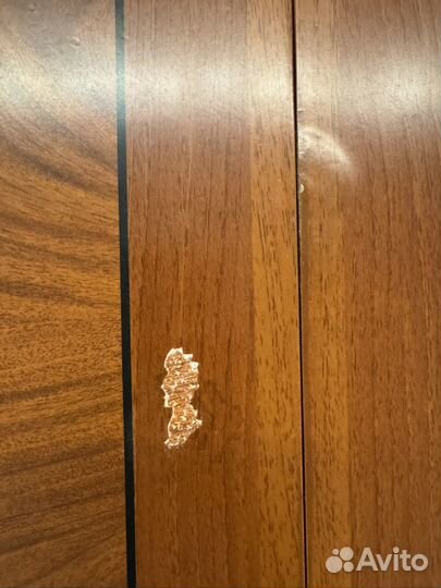 Стол и стулья дерево