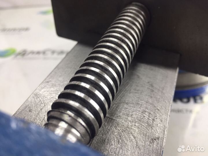 Тиски станочные глобусные QW-125 трёхповоротные