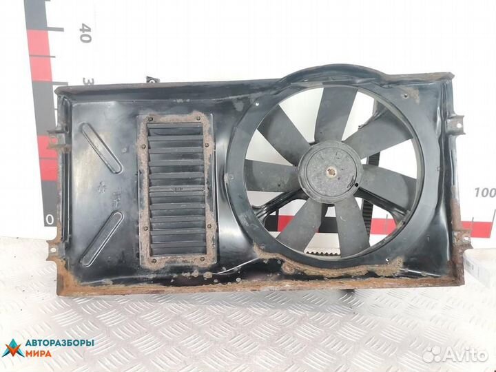 Вентилятор радиатора Volkswagen Golf 4 2001