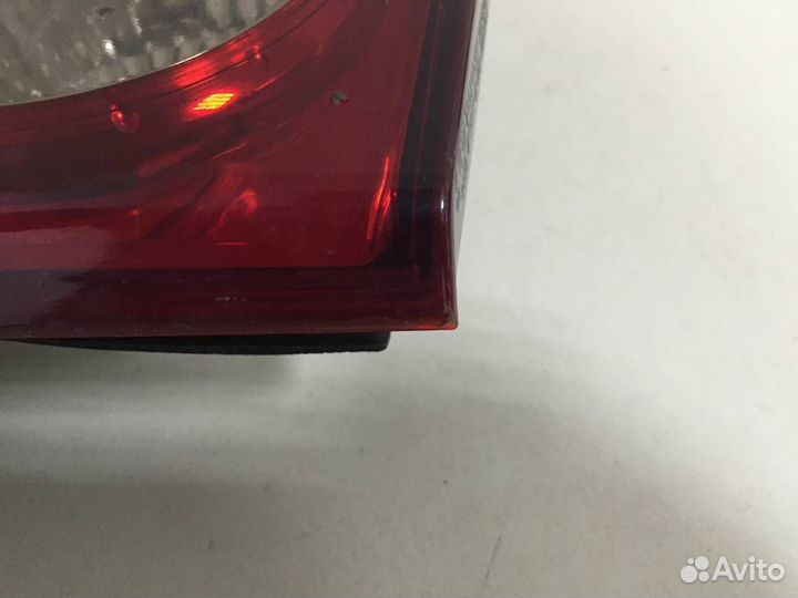 Фонарь задний внутренний правый Toyota Corolla E15