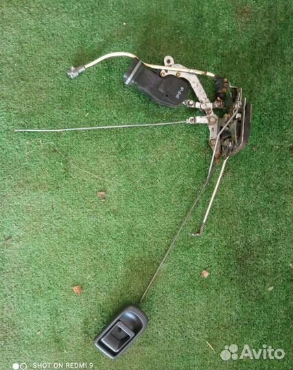 Замок двери передней на Daihatsu terios