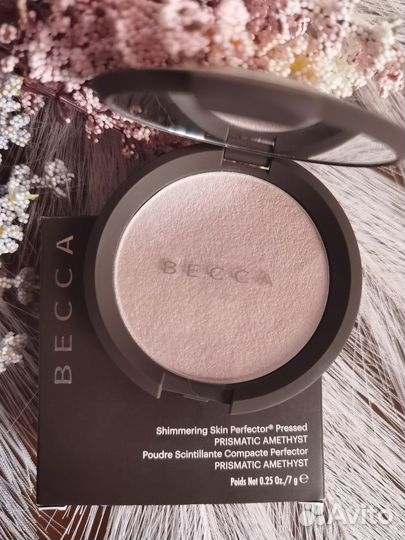 Хайлайтер Becca Prismatic Amethyst