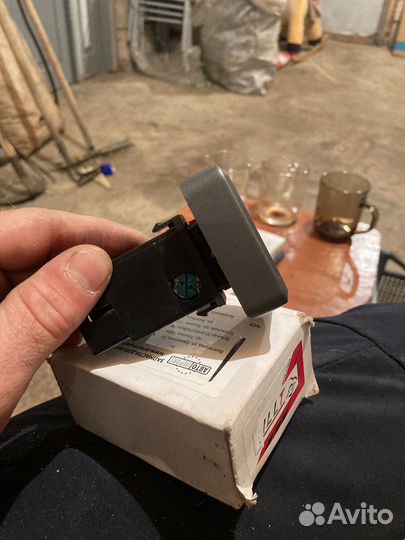 Кнопка аварийной остановки