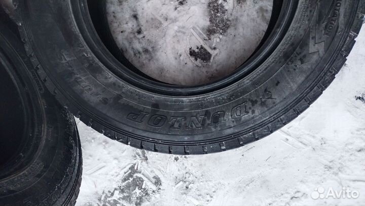 Dunlop Grandtrek SJ4 215/70 R16