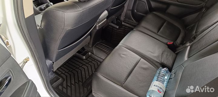 Mitsubishi Outlander, 2015