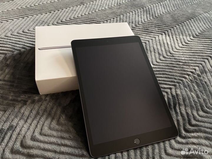 iPad 10.2 space gray