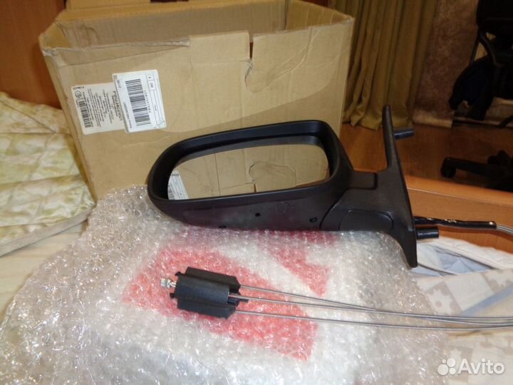 Зеркало наружное левое