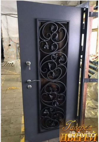Дверь входная металлическая с терморазрывом