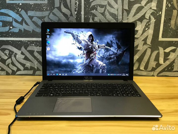 Игровой ноутбук Asus 2видеокарты/i7/6gb/SSD