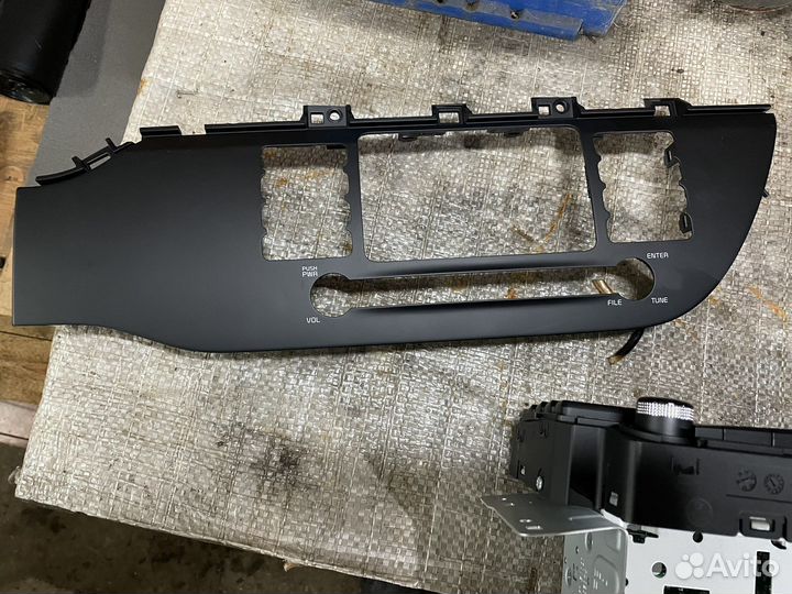 Магнитолу киа рио4 / икс лайн, 2019 г.в, оригинал