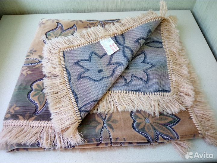 Покрывало на диван или кресло