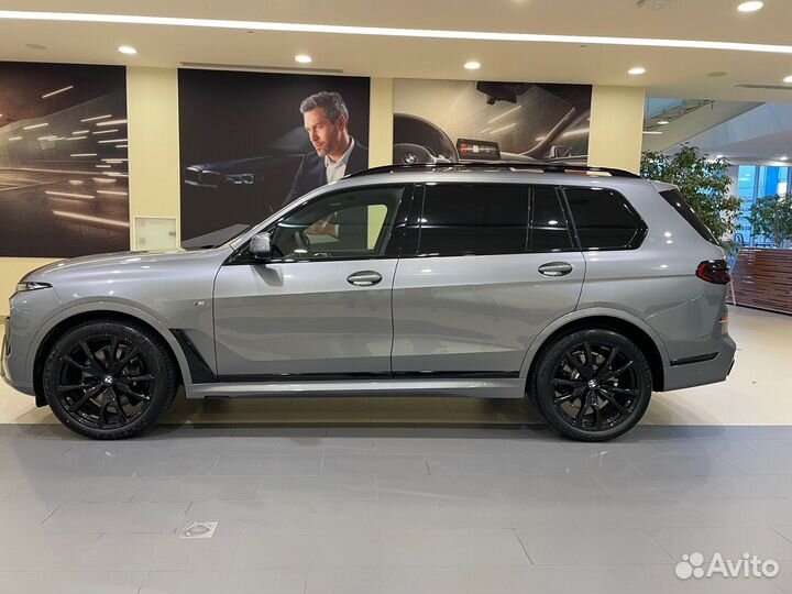 BMW X7 3.0 AT, 2024