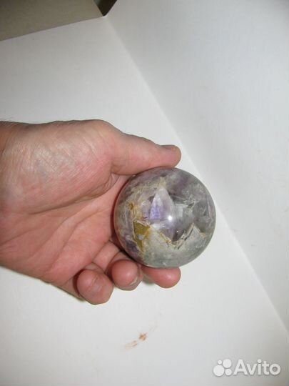 Шар из флюорита