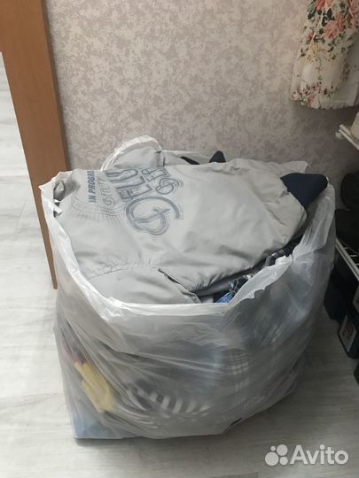 Продам детские вещи