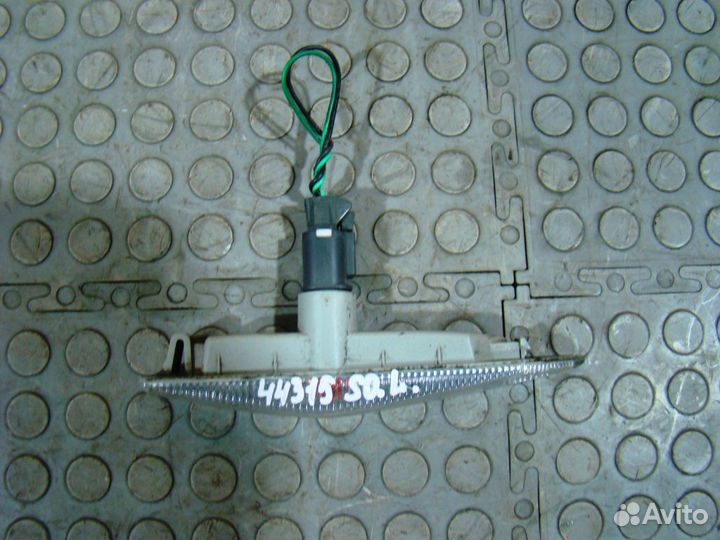 KIA Soul 1 Повторитель на крыло левый