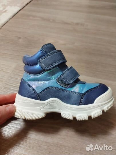 Обувь для девочки (24 и 25 размер)