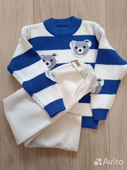 Новый свитер для мальчика 90,100,120