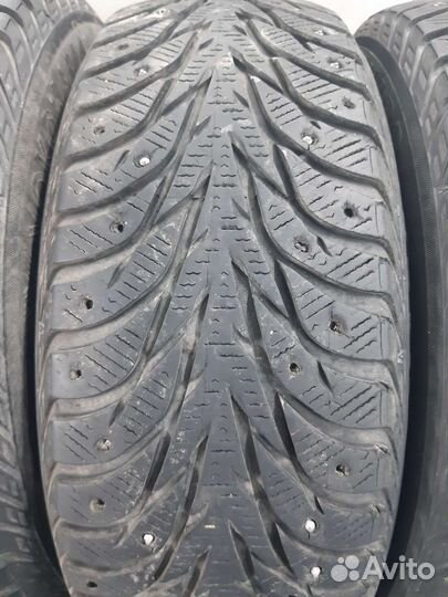Yokohama Ice Guard IG35 215/60 R16