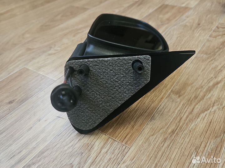 Зеркало левое калина