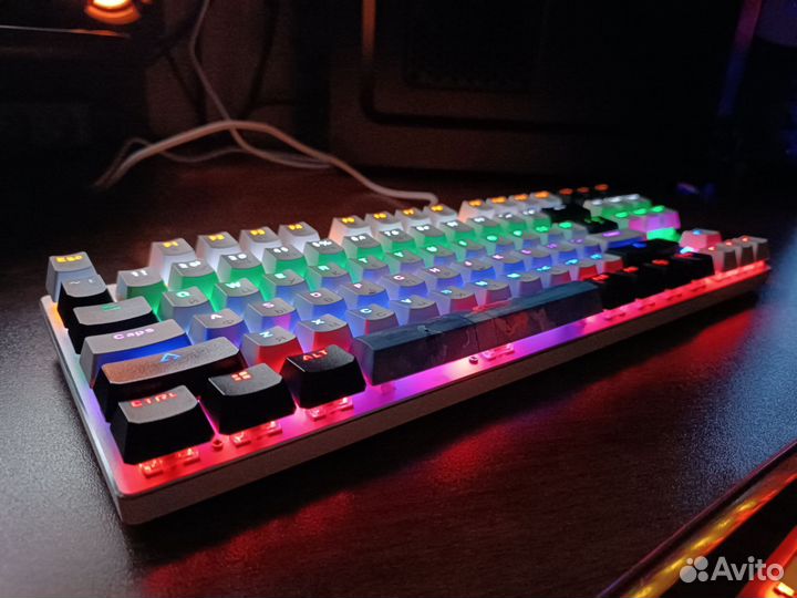 Механическая игровая клавиатура