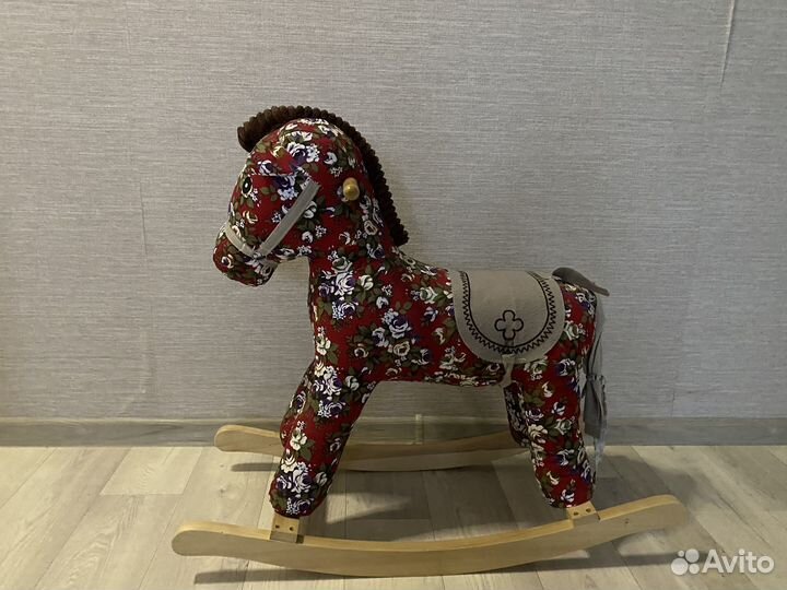 Качалка лошадь