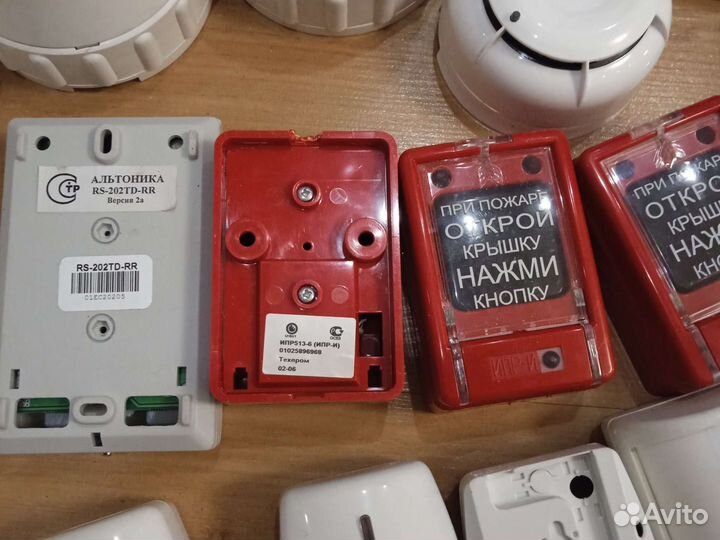 Пожарные охранные датчики табло выход