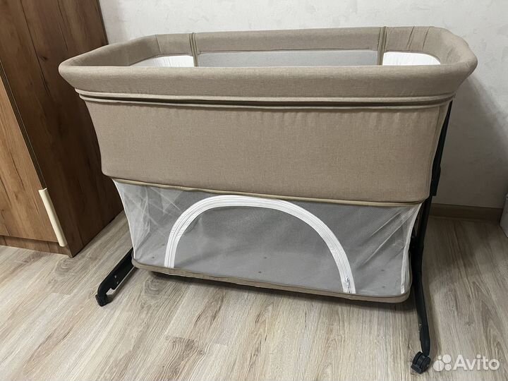 Приставная кроватка