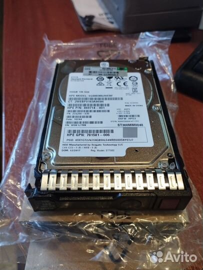 Жесткий диск 300GB 2.5 HP 12G SAS HDD (869714-001)