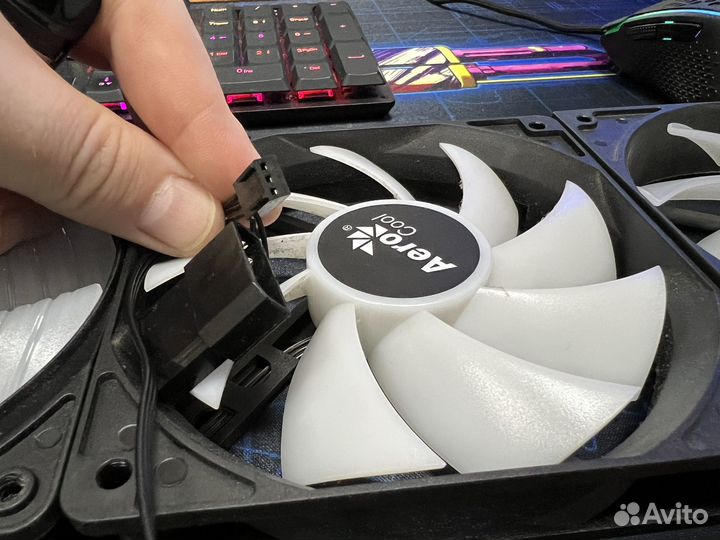 Вентиляторы для корпуса 120 мм