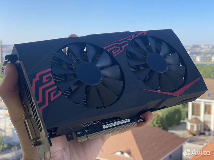 Видеокарта Asus Rx 570 4GB