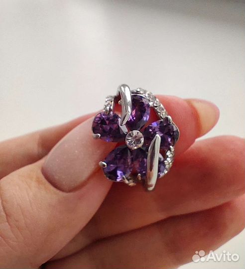 Кольцо женское