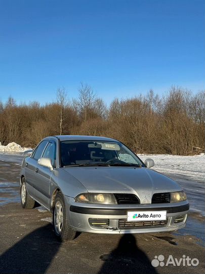 Mitsubishi Carisma 1.6 МТ, 2002, 317 000 км