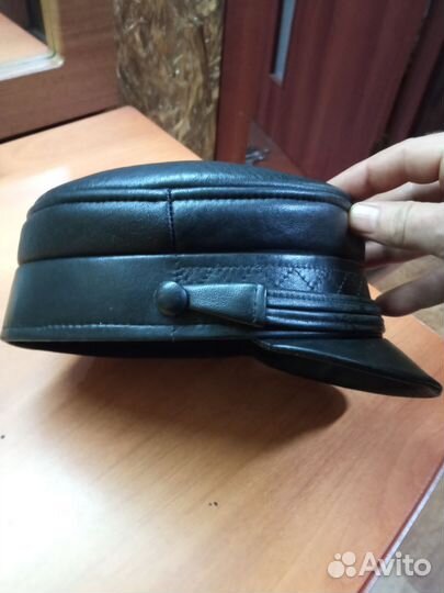 Кепка натуральная кожа