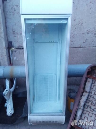 Холодильная витрина для напитков