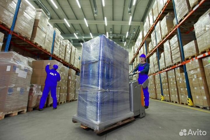 Работник склада с еженедельной оплатой