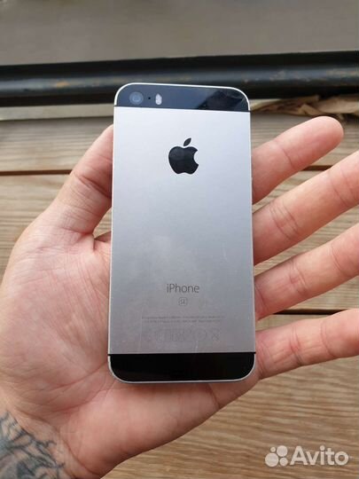 iPhone se 2016 32gb