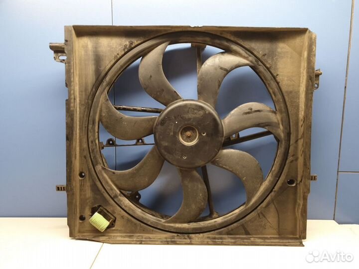 Диффузор радиатора в сборе с мотором и крыльчаткой