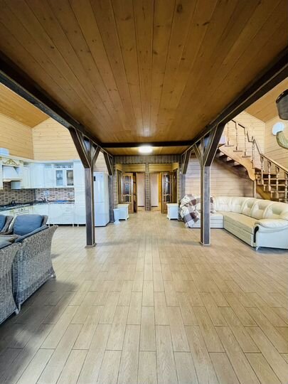 Дом 220 м² на участке 30 сот.