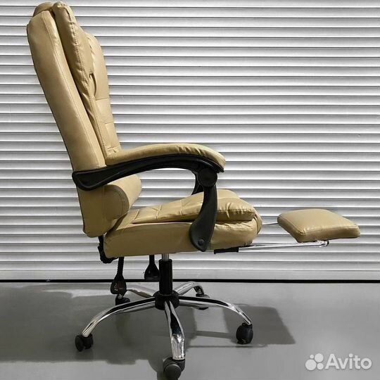 Компьютерное игровое кресло геймерское с массажем