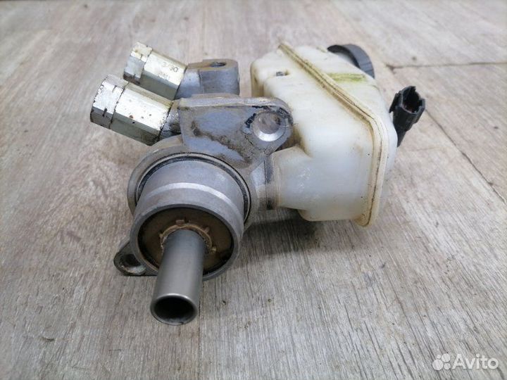 Главный тормозной цилиндр Chevrolet Aveo T250