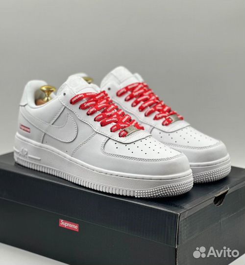 Белые Nike Air Force 1 Low & Supreme для повседнев