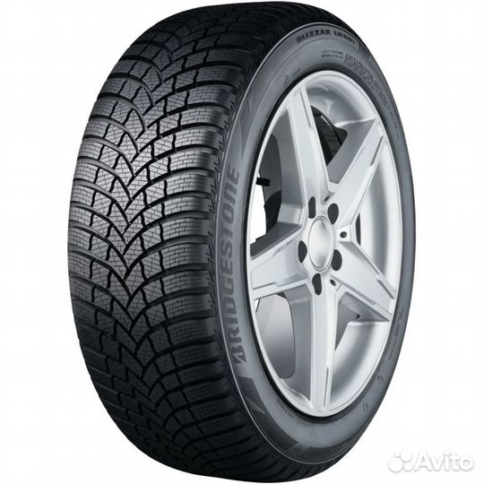 Bridgestone Blizzak LM-001 Evo 215/65 R17 99H