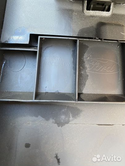 Накладка рулевой колонки Ford Focus 3