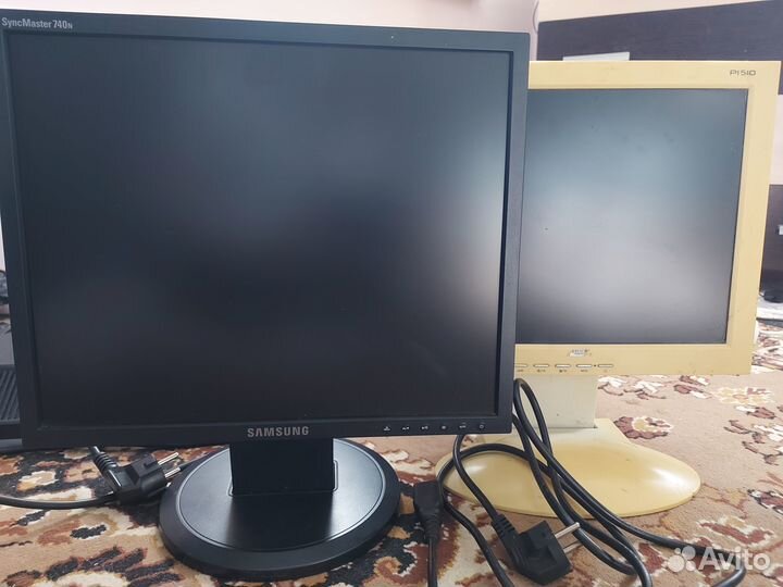 На запчасти мониторы