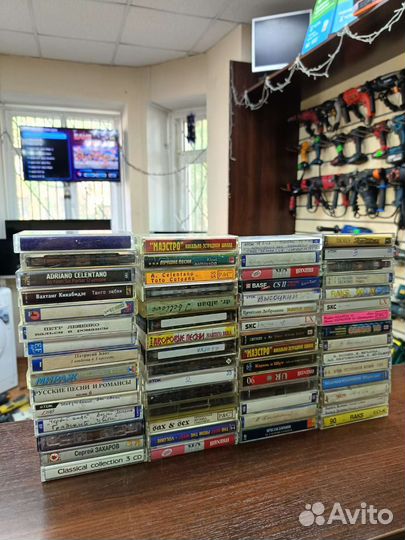 Аудио кассеты 60шт