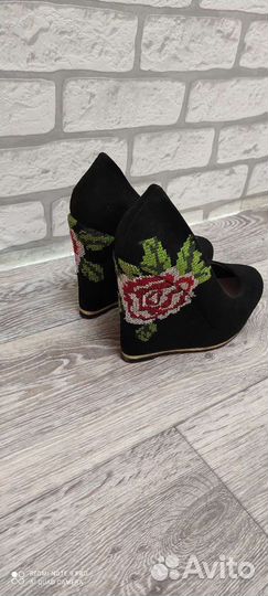 Туфли женские новые